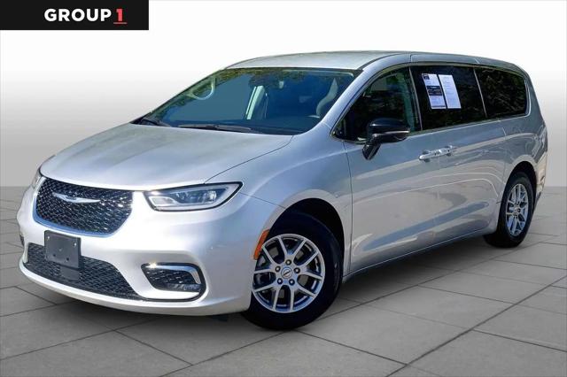 2024 Chrysler Pacifica Touring L for sale in Merriam, KS