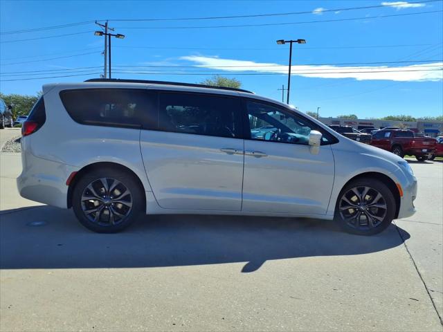 2020 Chrysler Pacifica 35th Anniversary Touring L Plus