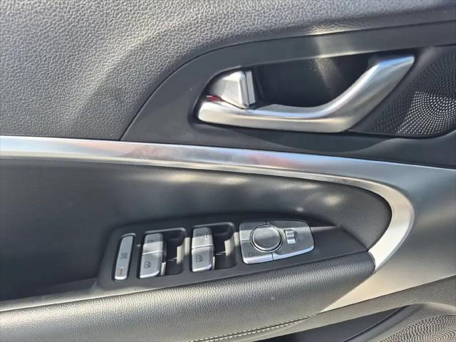 2025 Genesis G70 2.5T RWD