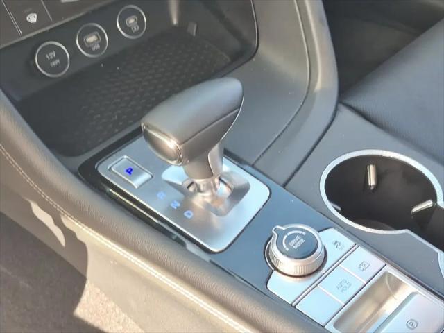 2025 Genesis G70 2.5T RWD