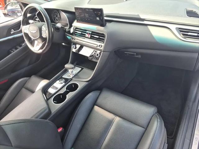 2025 Genesis G70 2.5T RWD