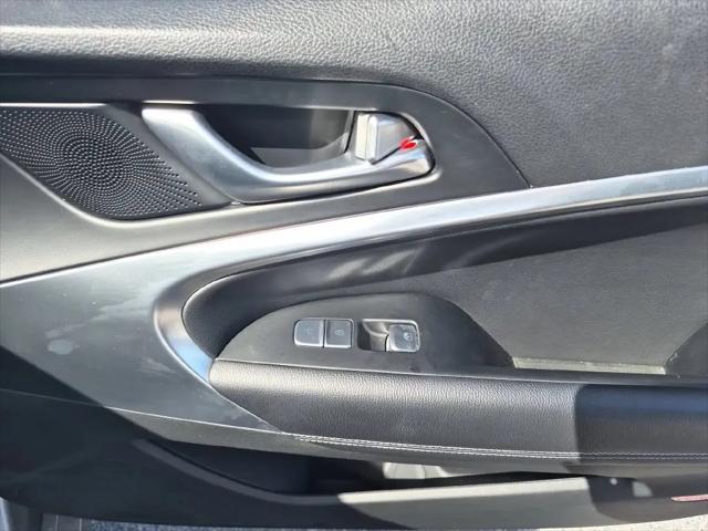 2025 Genesis G70 2.5T RWD