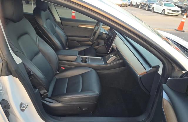 2022 Tesla Model 3 Long Range Dual Motor All-Wheel Drive
