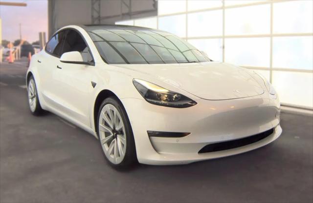 2022 Tesla Model 3 Long Range Dual Motor All-Wheel Drive