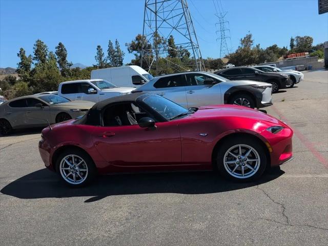 2016 Mazda MX-5 Sport