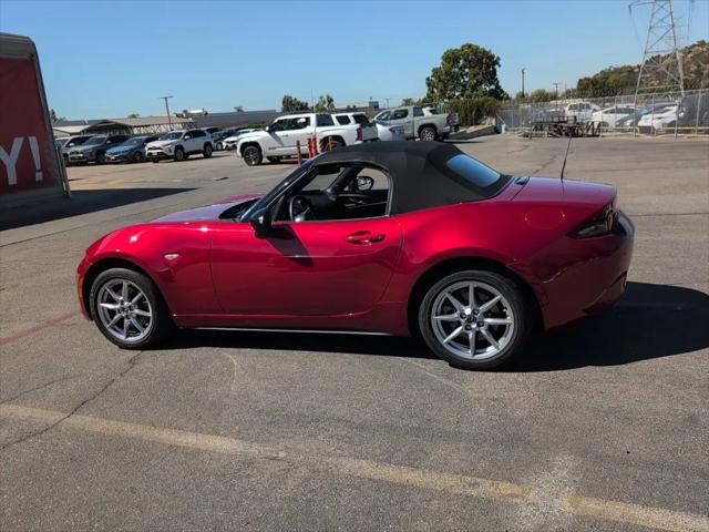 2016 Mazda MX-5 Sport