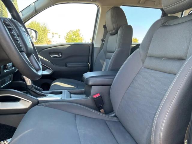 2023 Nissan Frontier Crew Cab SV 4x2