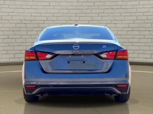 2025 Nissan Altima S FWD