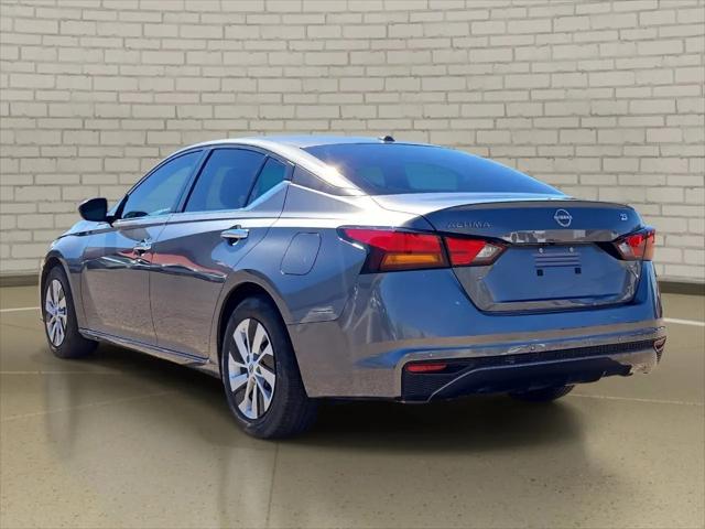 2025 Nissan Altima S FWD