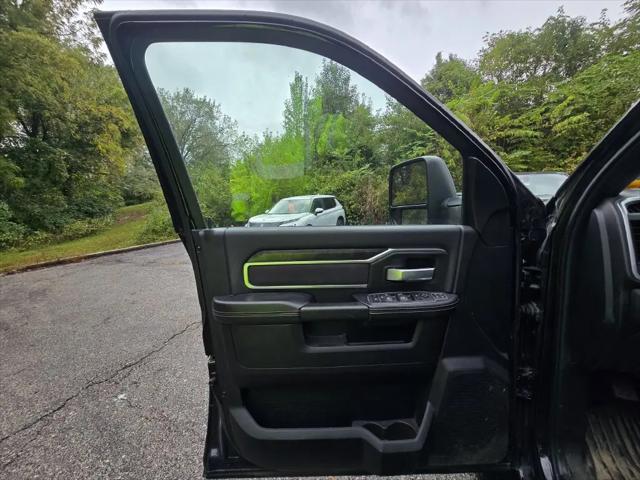 2024 Ram 2500 Big Horn Crew Cab 4x4 64 Box