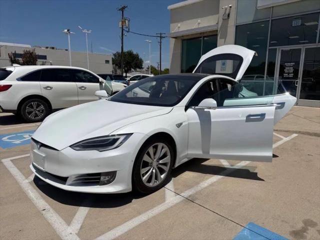2016 Tesla Model S 90D