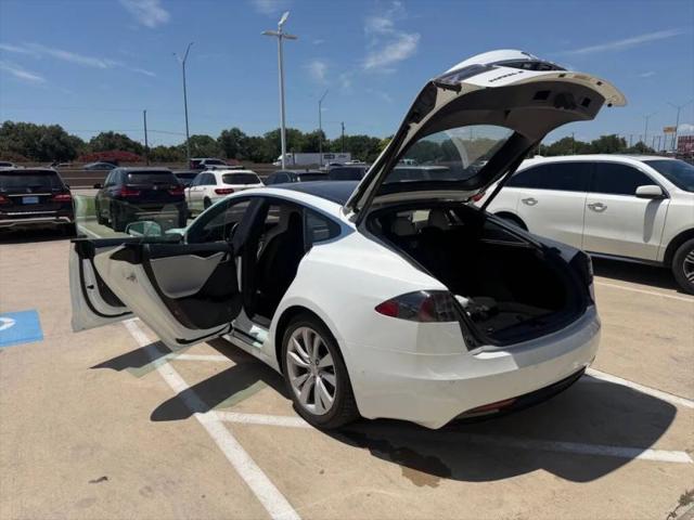 2016 Tesla Model S 90D