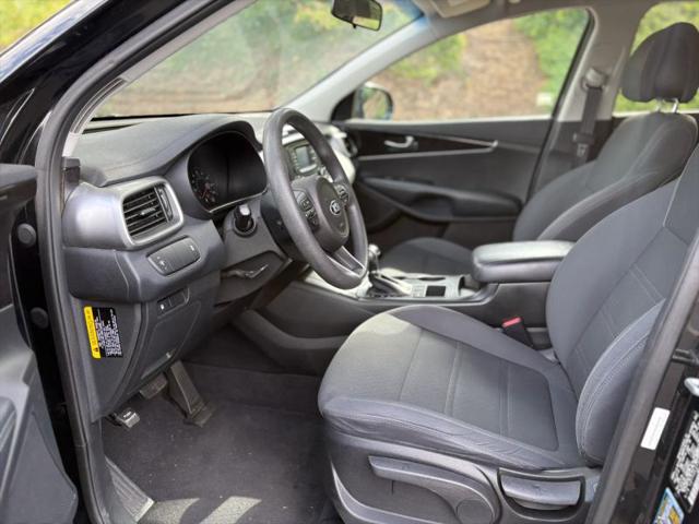2017 Kia Sorento 3.3L LX