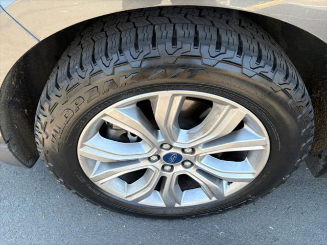 2019 Ford Edge Titanium