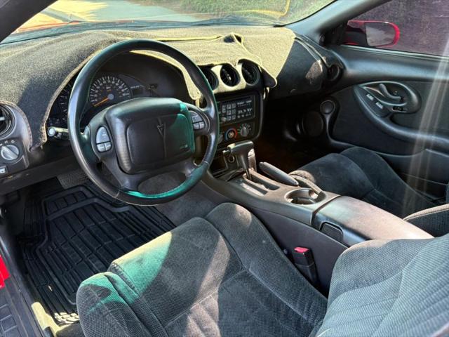 2002 Pontiac Firebird Base