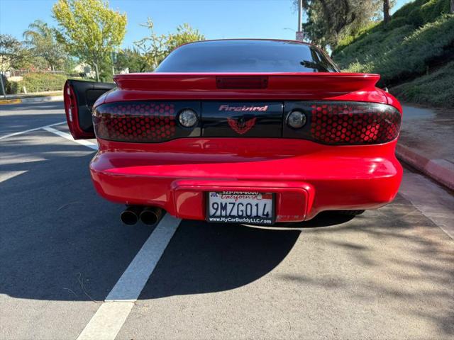 2002 Pontiac Firebird Base