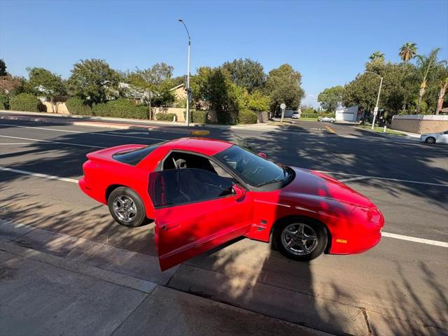 2002 Pontiac Firebird Base