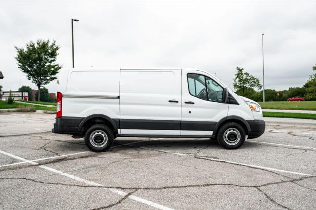 2017 Ford Transit w/Sliding Side Door w/RWB