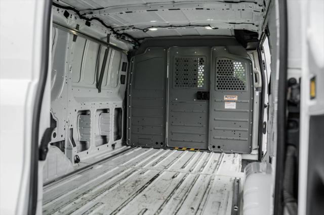 2017 Ford Transit w/Sliding Side Door w/RWB