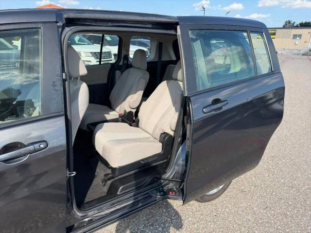 2014 Mazda Mazda5 Sport