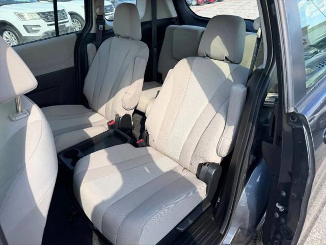 2014 Mazda Mazda5 Sport