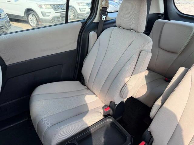 2014 Mazda Mazda5 Sport