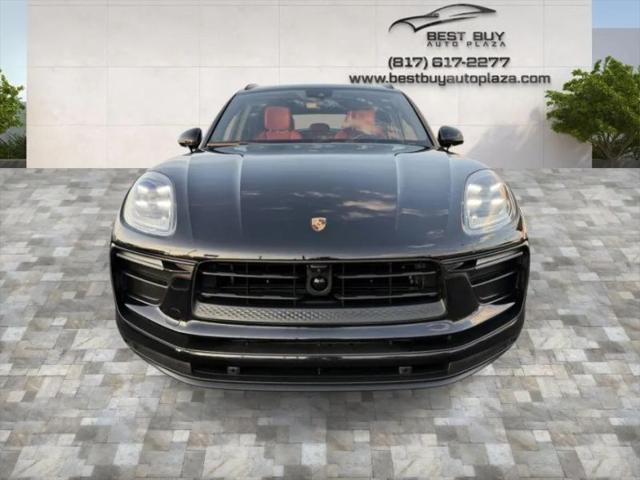 2023 Porsche Macan Base