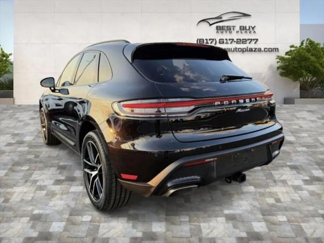 2023 Porsche Macan Base