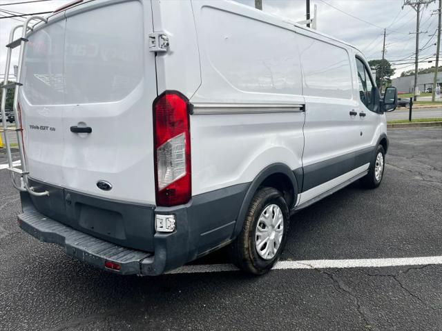 2016 Ford Transit w/Sliding Side Door w/RWB