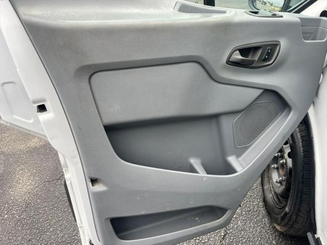2016 Ford Transit w/Sliding Side Door w/RWB