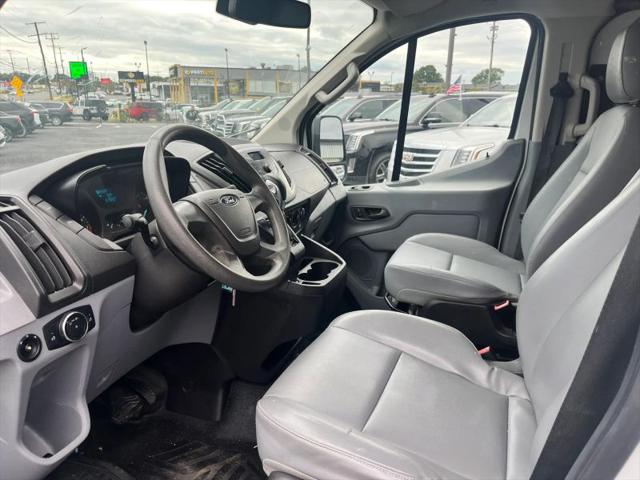 2016 Ford Transit w/Sliding Side Door w/RWB