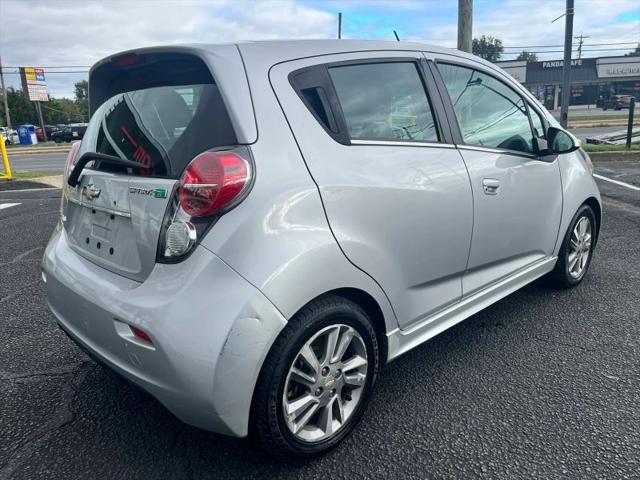 2015 Chevrolet Spark EV 2LT