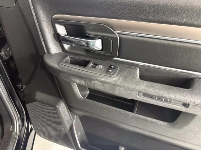 2024 Ram 1500 Classic Warlock Crew Cab 4x4 57 Box