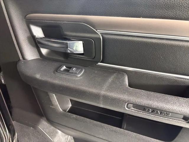 2024 Ram 1500 Classic Warlock Crew Cab 4x4 57 Box