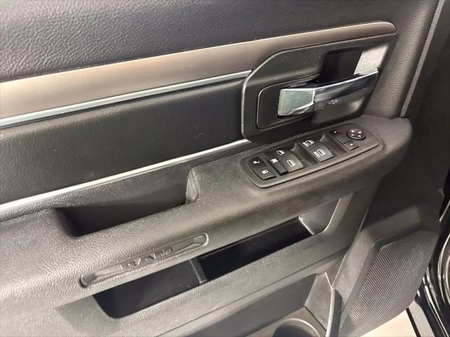 2024 Ram 1500 Classic Warlock Crew Cab 4x4 57 Box