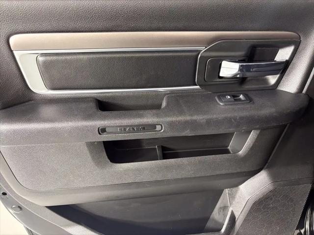 2024 Ram 1500 Classic Warlock Crew Cab 4x4 57 Box