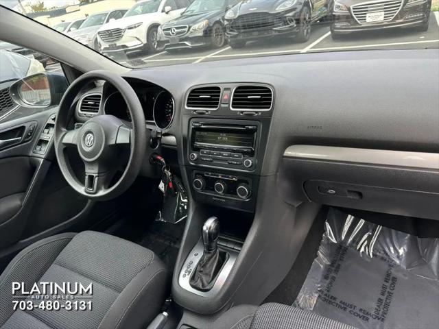 2013 Volkswagen Golf 2.5L 4-Door