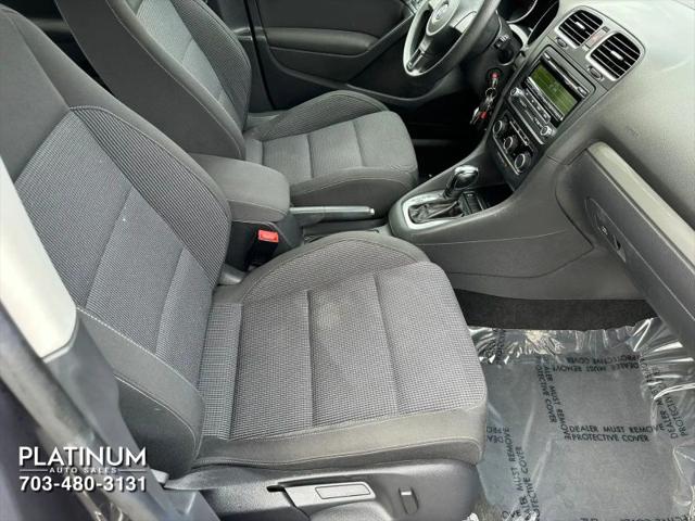 2013 Volkswagen Golf 2.5L 4-Door