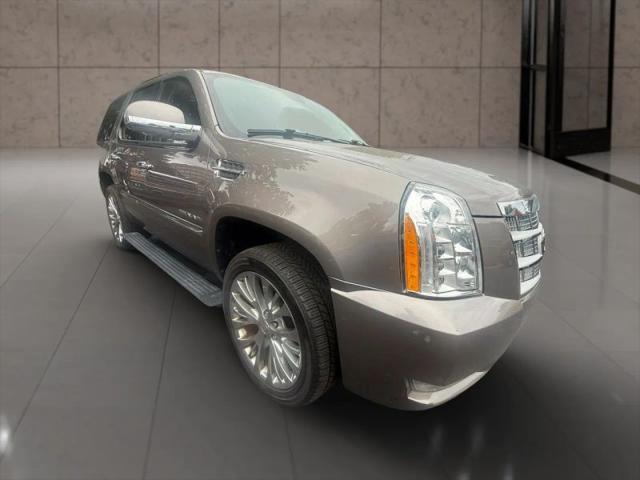 2013 Cadillac Escalade Platinum Edition