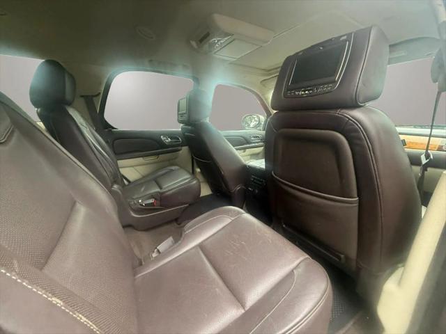 2013 Cadillac Escalade Platinum Edition