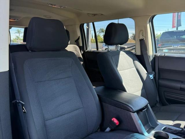 2017 Ford Flex SE