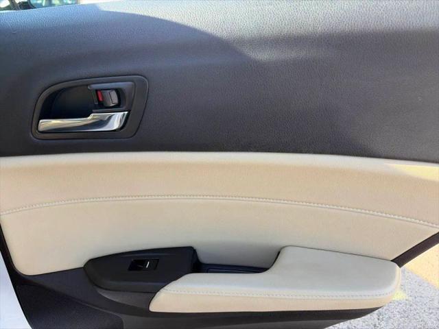 2016 Acura ILX Premium Package
