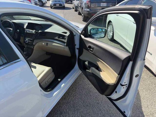 2016 Acura ILX Premium Package