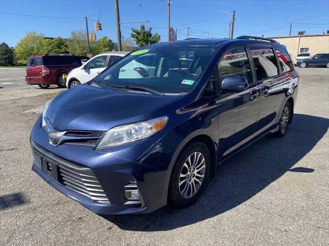 2019 Toyota Sienna XLE Premium 8 Passenger for sale in Lapeer, MI