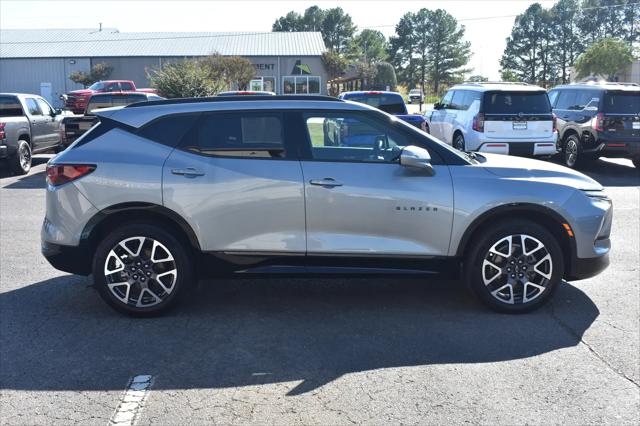 2025 Chevrolet Blazer FWD RS