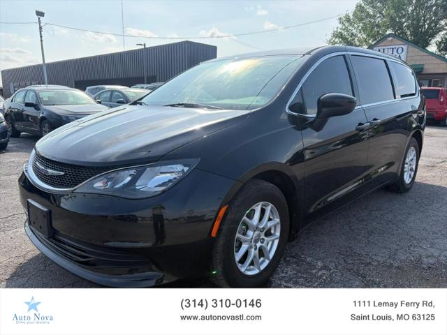 2017 Chrysler Pacifica Touring for sale in Saint Louis, MO