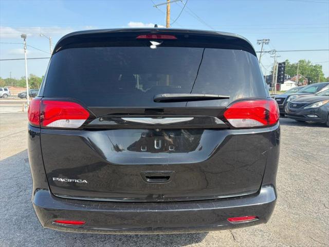 2017 Chrysler Pacifica Touring