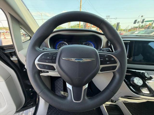 2017 Chrysler Pacifica Touring