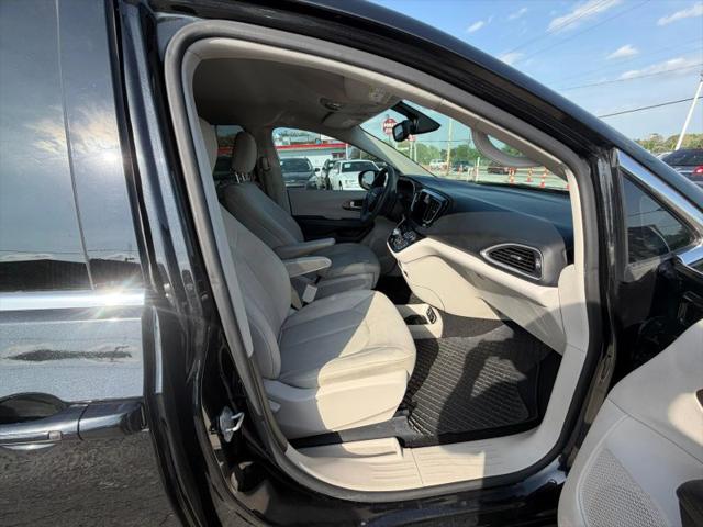 2017 Chrysler Pacifica Touring