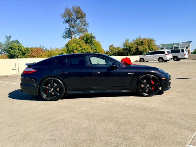 2013 Porsche Panamera GTS